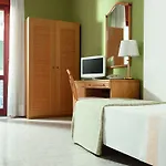Croce Di Malta 4* ليدو دي يسولو