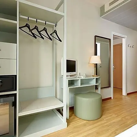 فندق Croce Di Malta 4*
